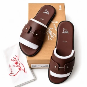Christian Louboutin Slipper