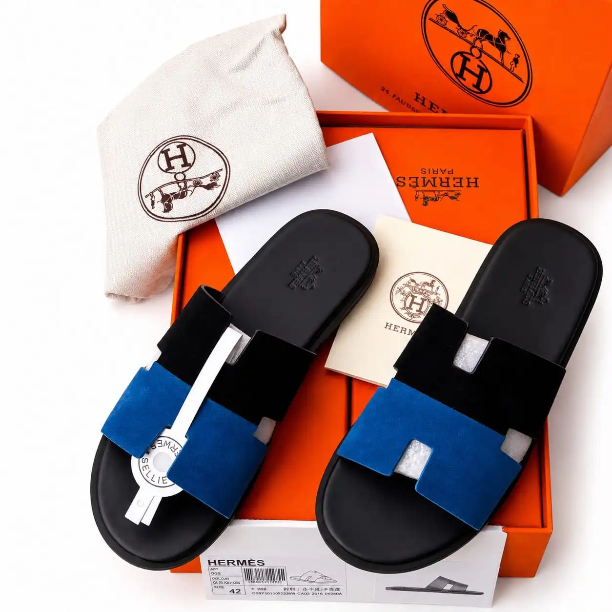 Hermes Leather blue Slippers (1)
