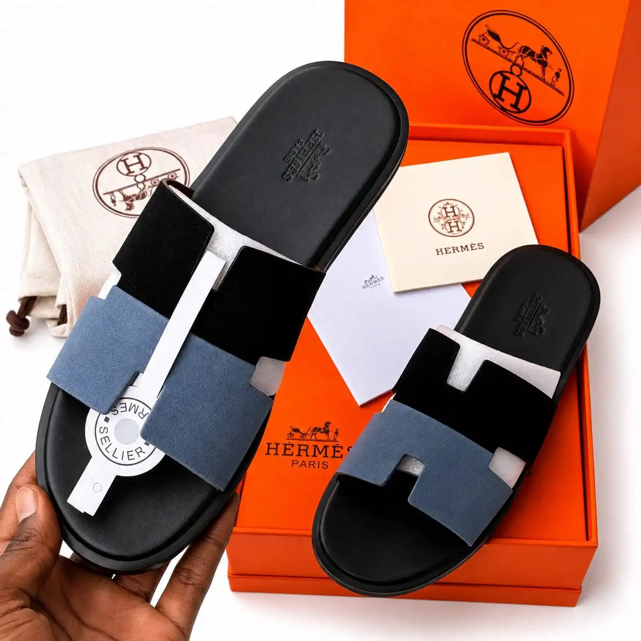 Hermes Leather blue Slippers (4)